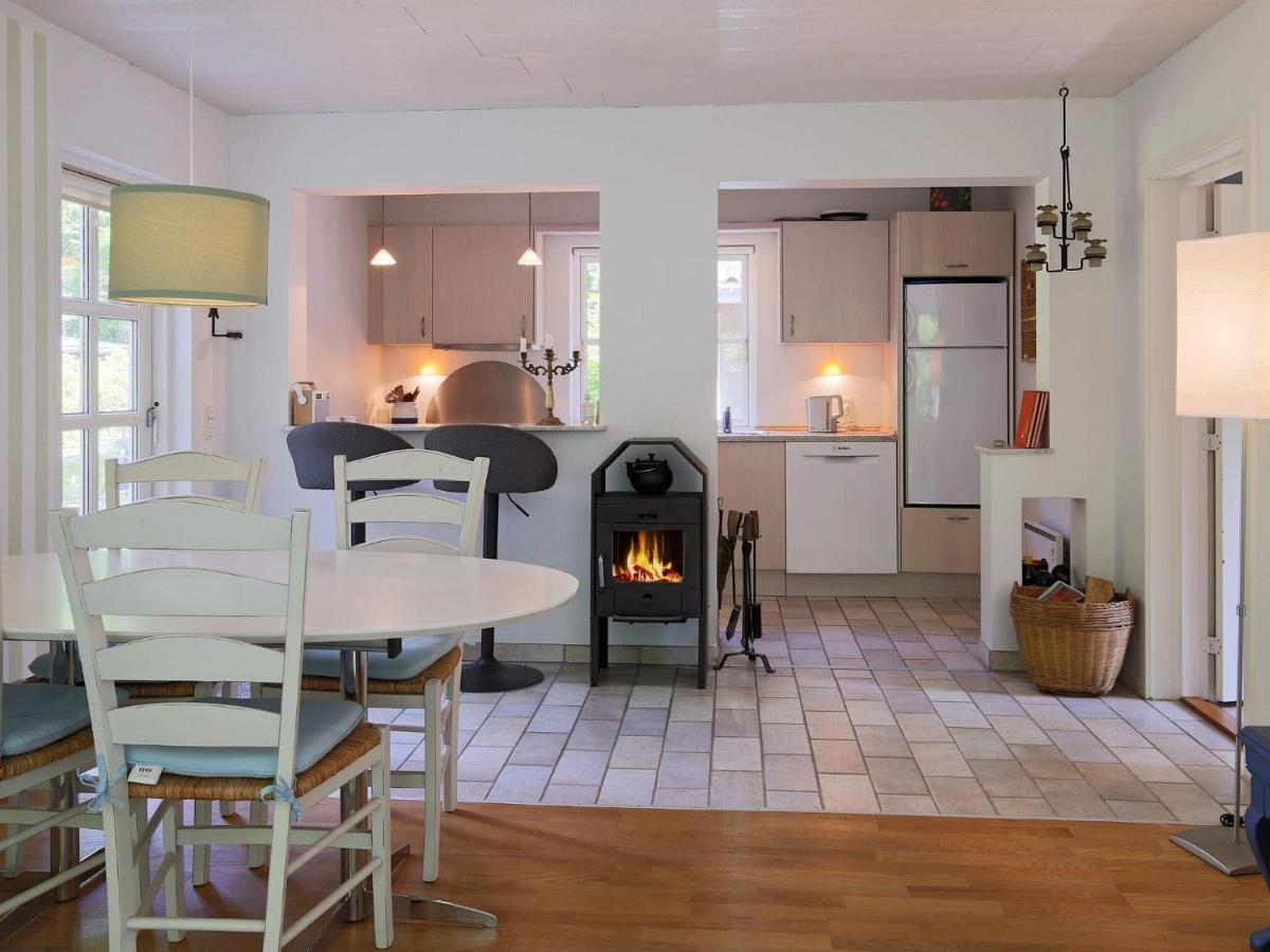 4 Person Holiday Home In Frederiksv Rk Frederiksværk Екстериор снимка